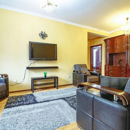 Two Bedroom Apartment On Syganak Street 64-1 Nur-Sultan  Exterior photo